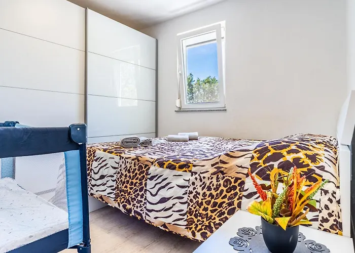 펜션 Rubis With Pool *